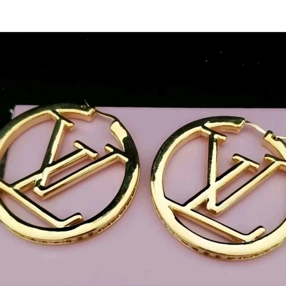 Louis Vuitton Gold Logo Pearl  Hoop Earrings NEW RARE - Picture 12 of 16